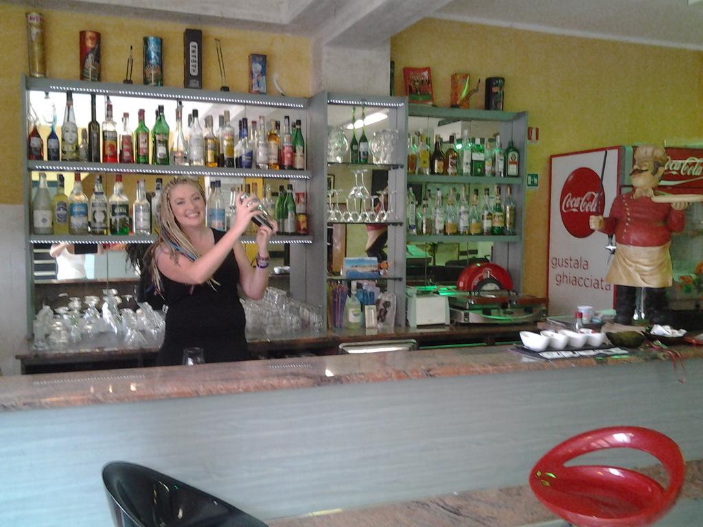 ואראצה Hotel Lady Susanna מראה חיצוני תמונה