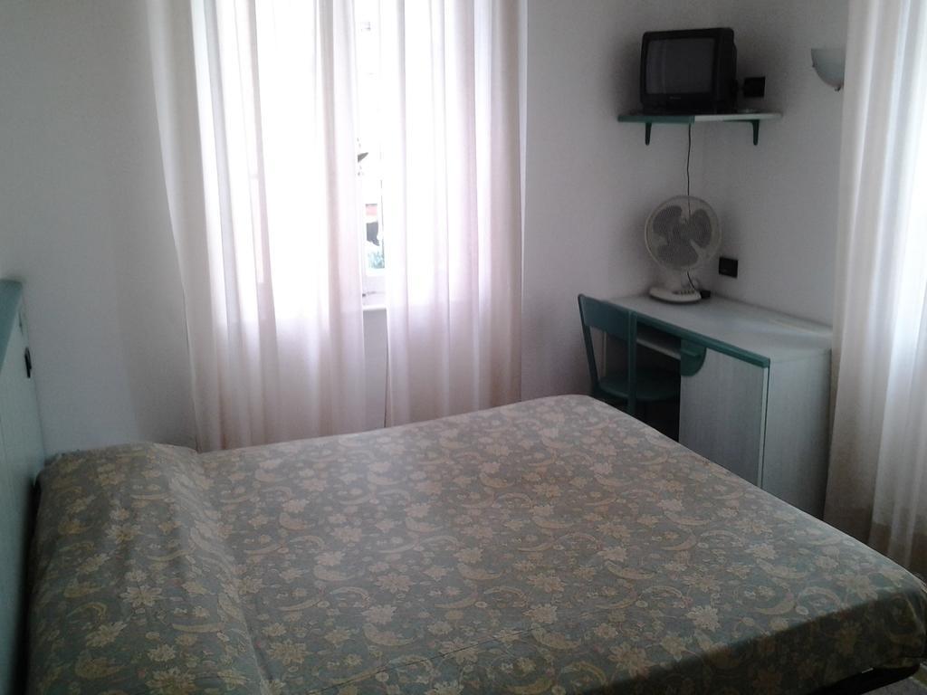 ואראצה Hotel Lady Susanna מראה חיצוני תמונה