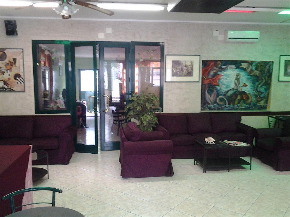 ואראצה Hotel Lady Susanna מראה חיצוני תמונה